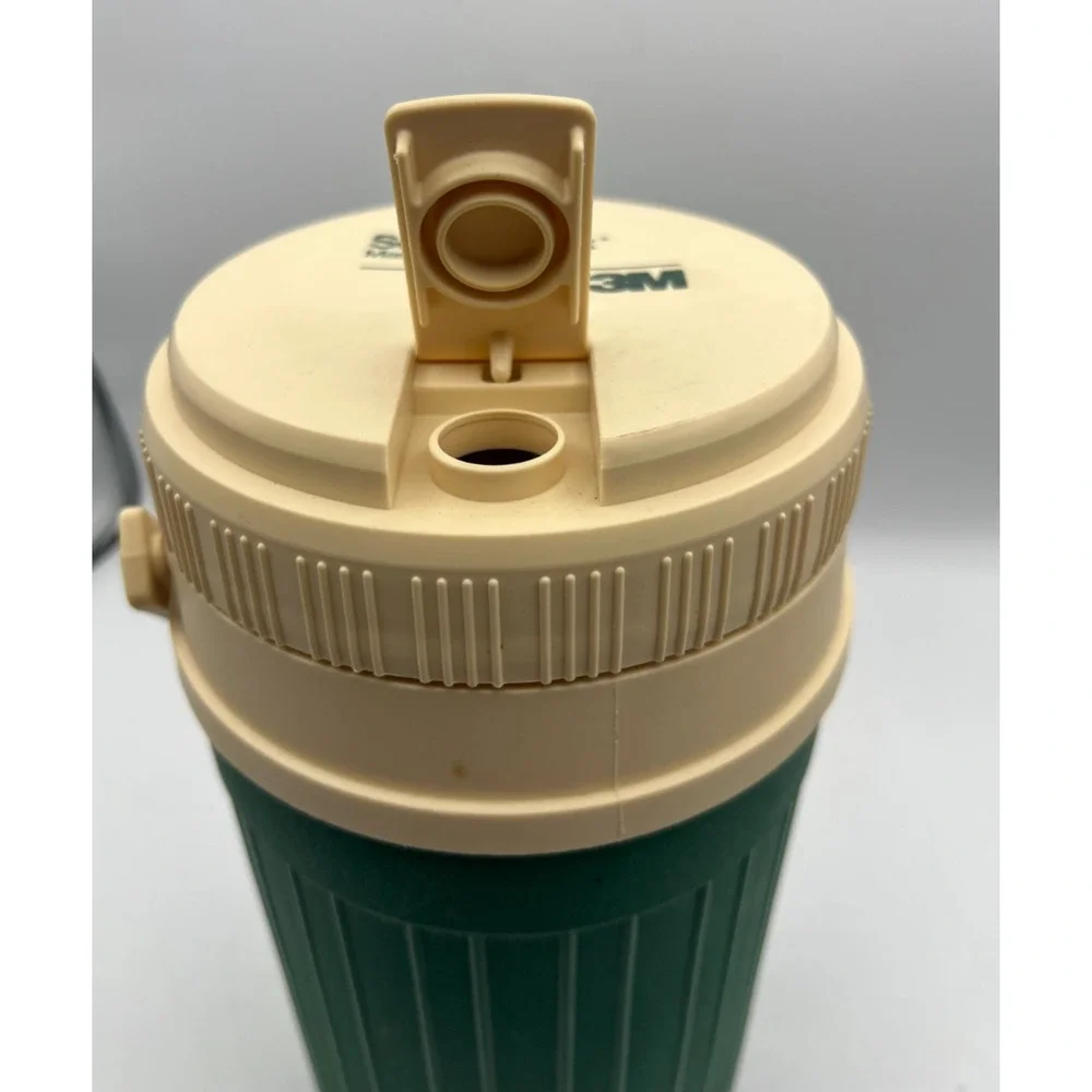Vintage Igloo Explorer 3M ScotchBlok Half Gallon Water Cooler Jug Green